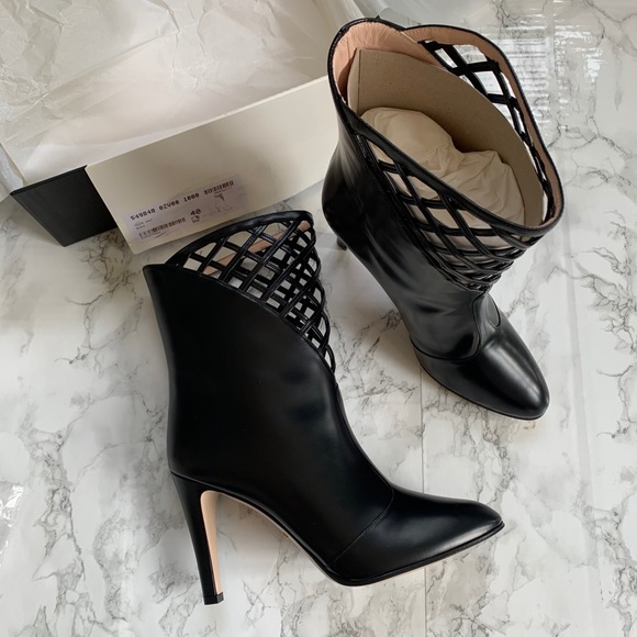 Gucci Cutout Leather Ankle Booties Black 40 - Picture 4 of 9